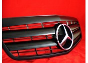 Решетка радиатора Mercedes W212 
