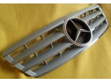 Решетка радиатора Mercedes CL W203   