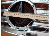 Решетка радиатора Mercedes W124 с местом для звезды